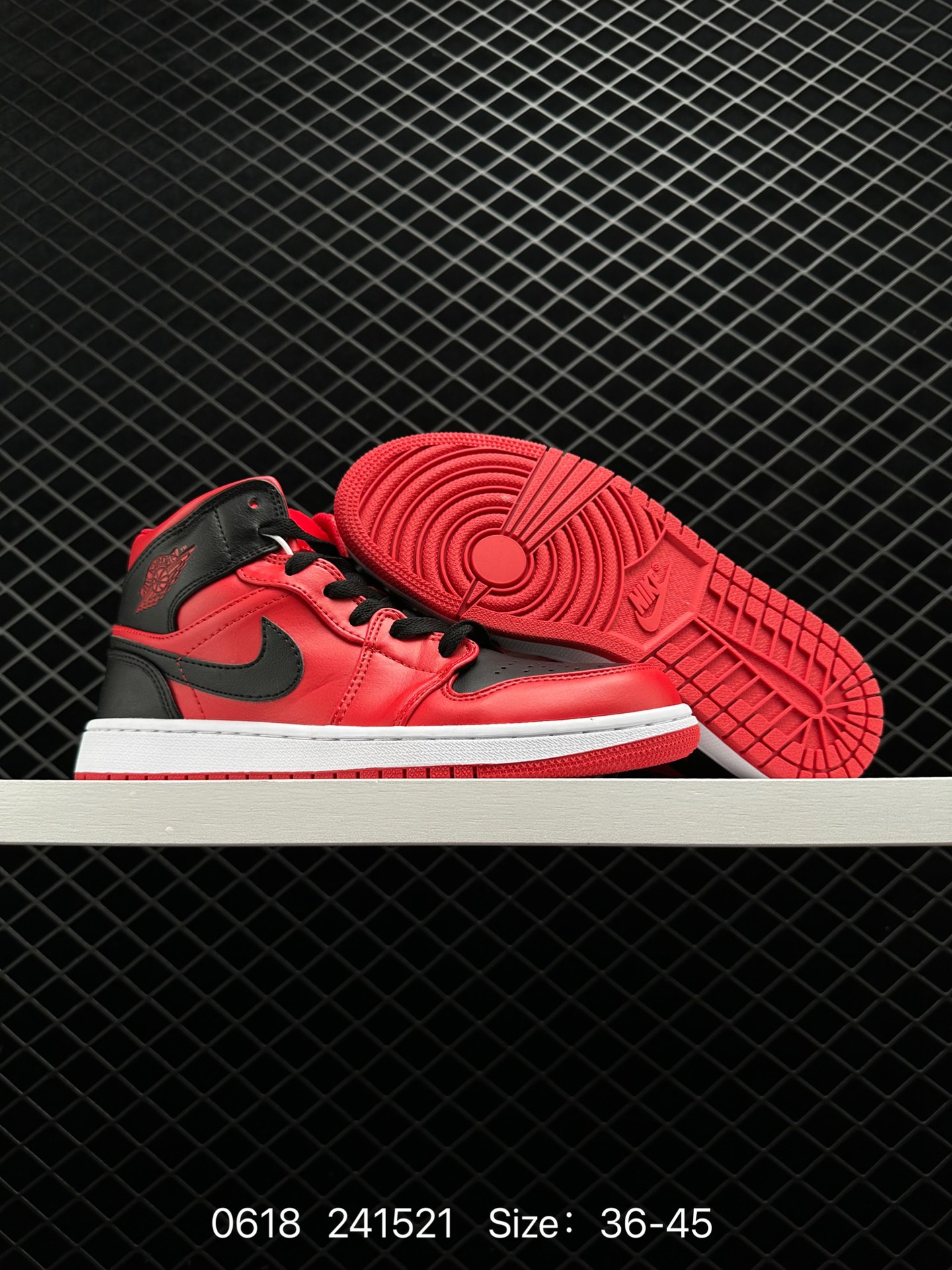 Air Jordan 1 Retro Mid